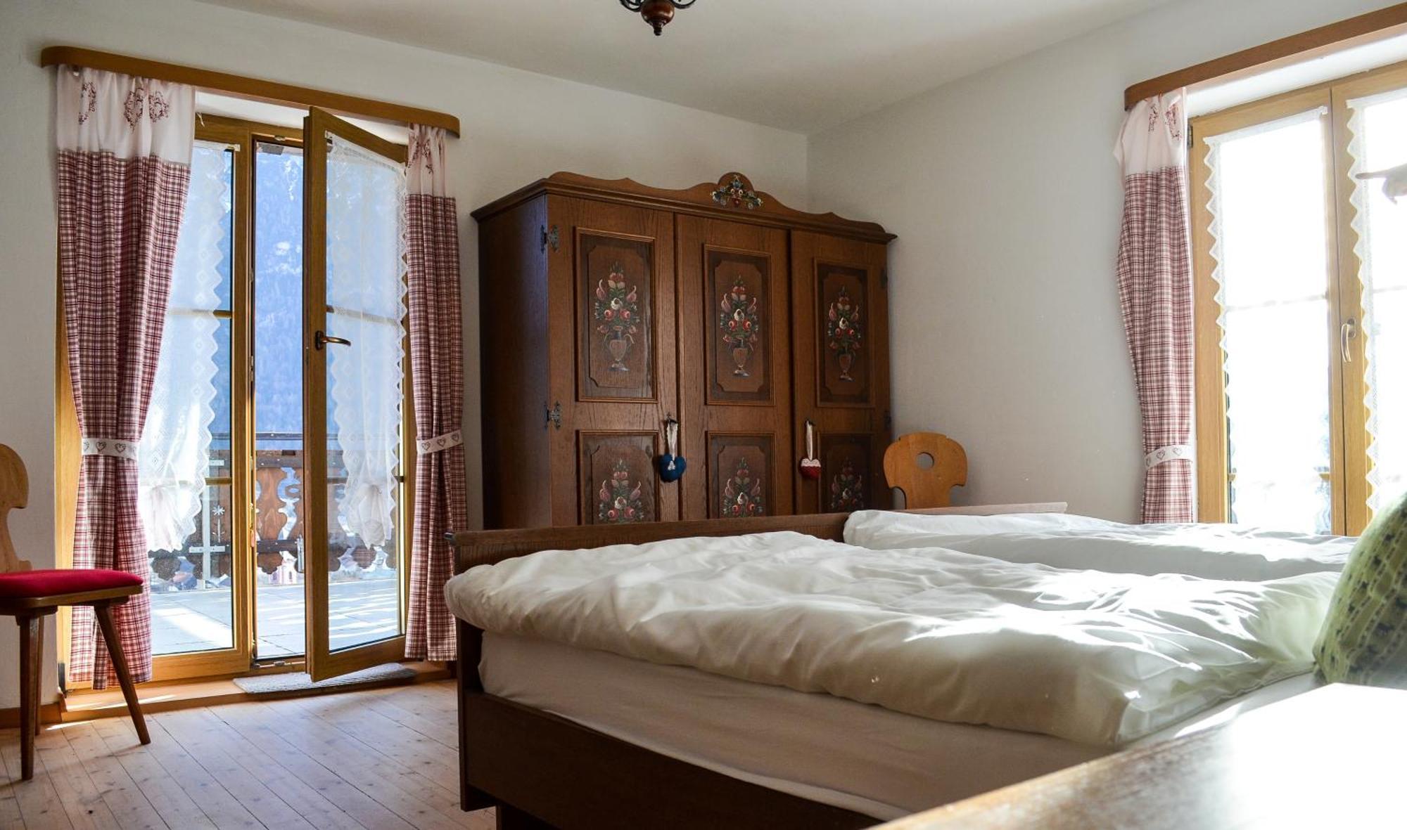 Hotel Berggasthof Karntner Alm Mittenwald Zewnętrze zdjęcie
